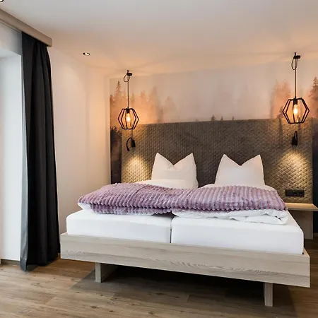 Guest house Grauzone *
