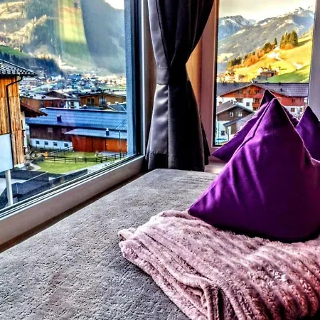 Grauzone Guest house 4*